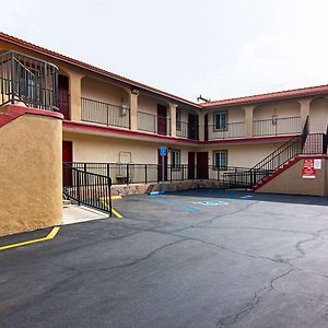 Econo Lodge Long Beach I-405